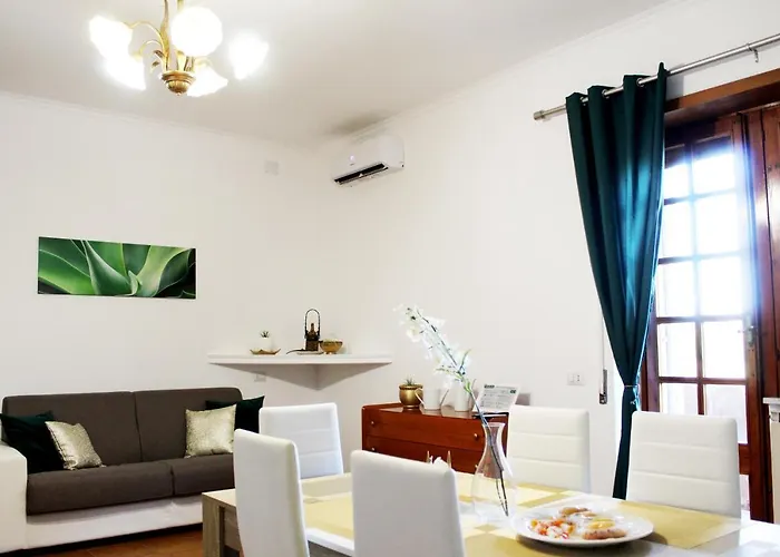 Sandro * فيوميتشينو